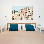 Artist House - De Vivo Realty