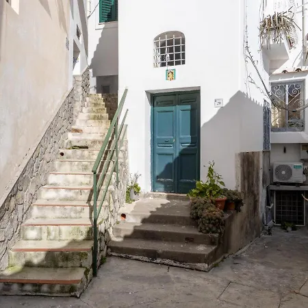 Artist House - De Vivo Realty Nyaraló *