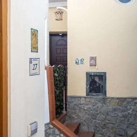 Artist House - De Vivo Realty Будинок відпочинку Позітано