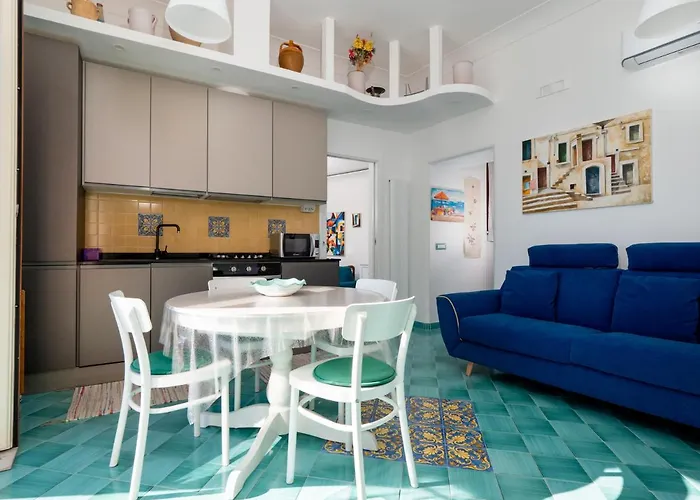 Semesterbostad Artist House - De Vivo Realty *