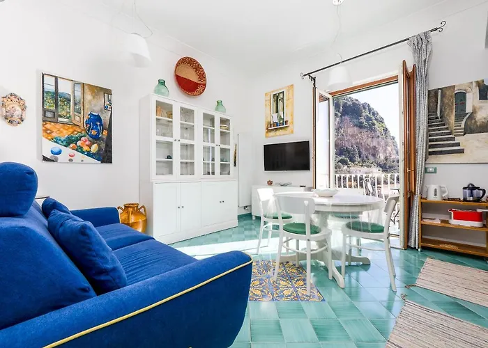 Artist House - De Vivo Realty *